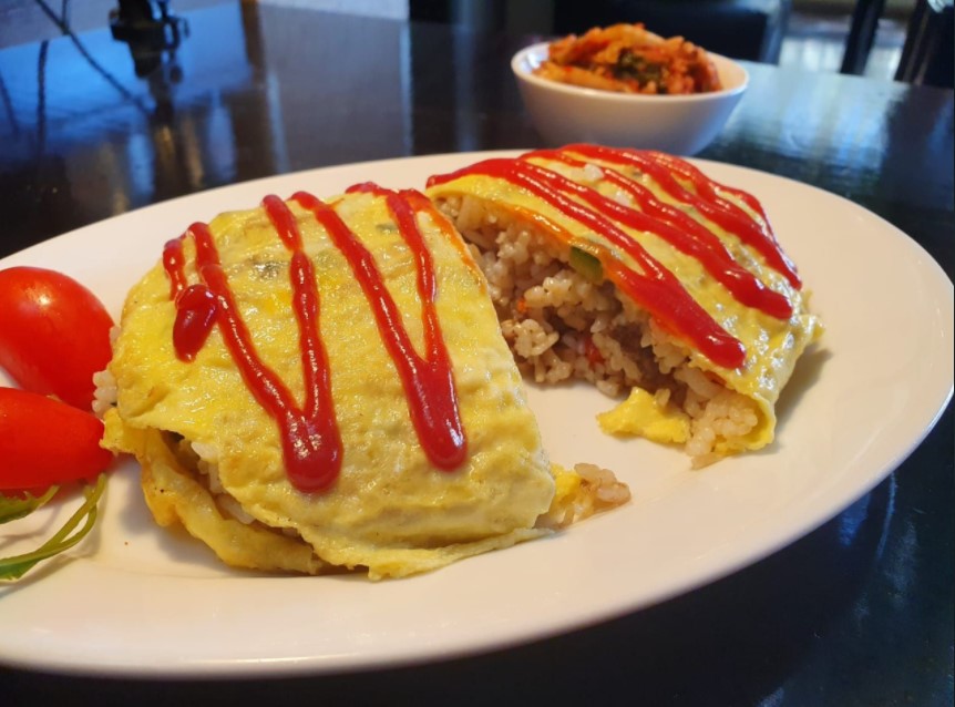 Omu rice